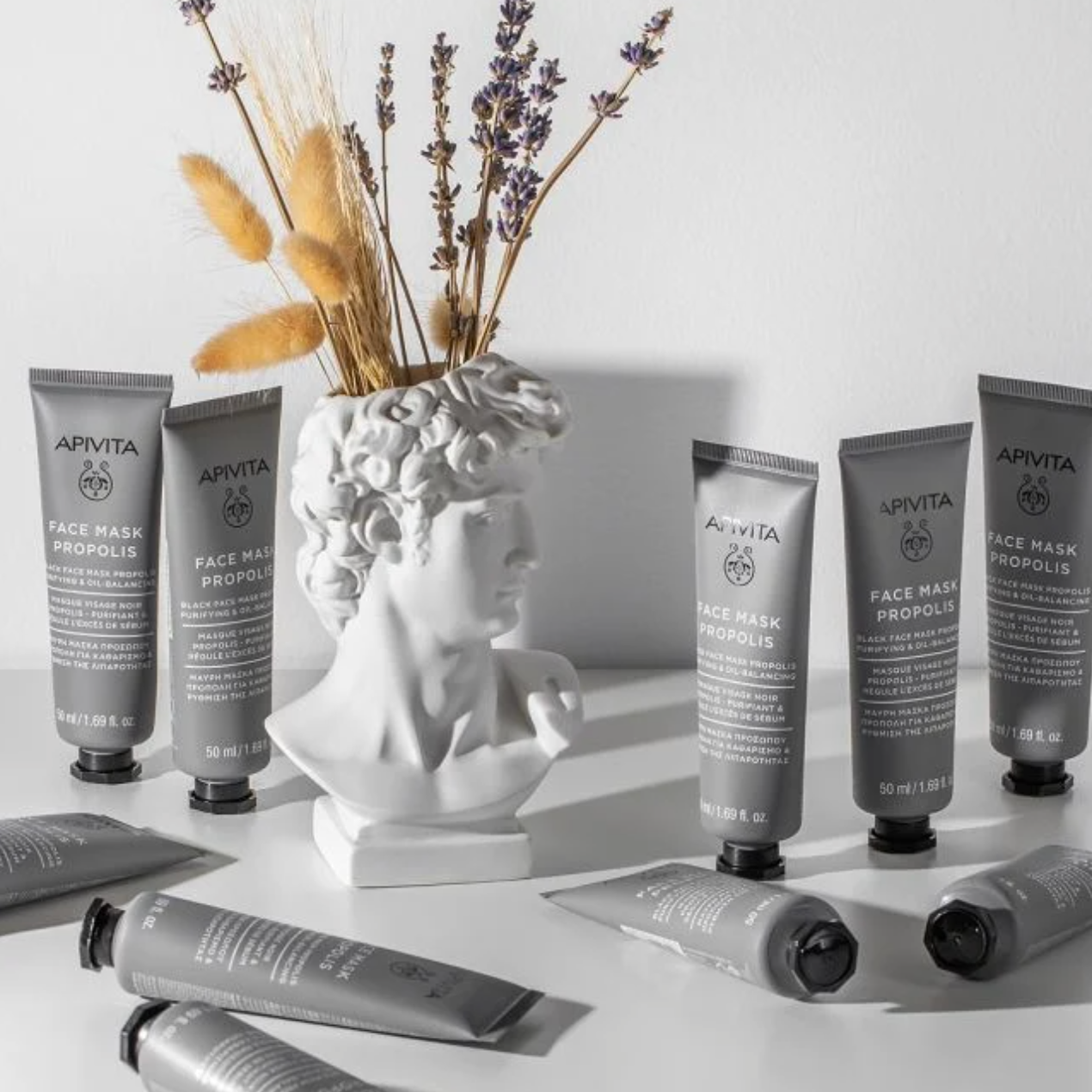 APIVITA Black Face Mask Propolis - Purifying & Oil-Balancing